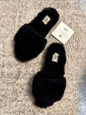 UGG Black W Fluff Slide II